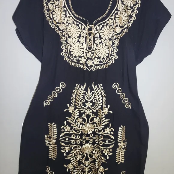 Mexican Elegant Black and Gold Embroidered Midi Dress - Picture 4 of 15